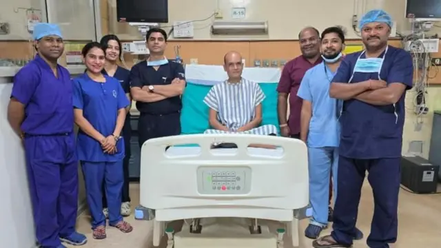 மருத்துவர் சாஹு இதுகுறித்து பிபிசி நியூஸ் ஹிந்தியிடம் கூறுகையில், "உலகெங்கிலும் உள்ள மருத்துவ இலக்கியங்களில் இது போன்ற சம்பவங்களின் எண்ணிக்கையை விரல் விட்டு எண்ணிவிடலாம். எனது முழுப் பணி வாழ்க்கையிலும் இது போன்ற ஒரு சம்பவத்தை நான் பார்த்ததும் இல்லை, கேள்விப்பட்டதும் இல்லை," என்றார்.