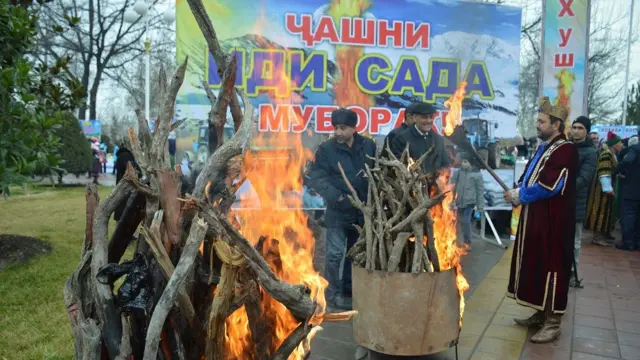 مراسم جشن سده در دوشنبه، تاجیکستان، ۳۰ ژانویه ۲۰۲۴