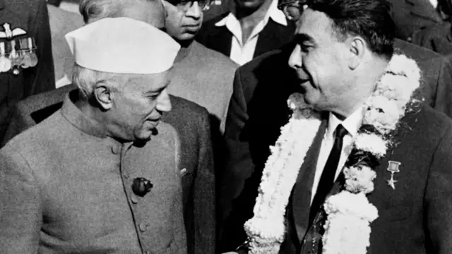 సోవియట్ యూనియన్, రష్యా, భారత్, నెహ్రూ, ఇందిర