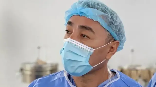 Шифокор Нурбек Монолов