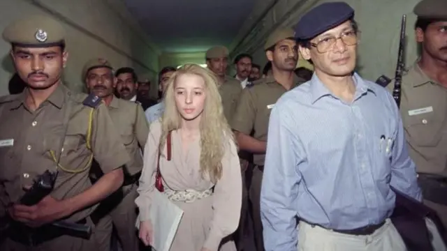 ਚਾਰਲਸ ਸੋਭਰਾਜ ਆਪਣੀ ਧੀ ਮੂਰੀਅਲ ਅਨੂਕ ਨਾਲ