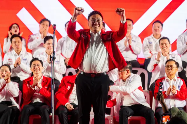 "หนูบอกว่าพูดแล้วทำ แต่ที่ทำมาไม่ตรงกับที่พูดสักอย่าง" หนิม-จุลพันธ์ ฝากคำพูดถึงคนที่อยู่ในทำเนียบฯ