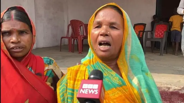 सुशीला देवी का आरोप है कि वादे के विपरीत बिजली का बहुत ज़्यादा आता है जिससे लोग परेशान हैं.