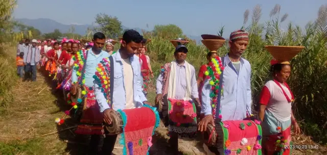 थारू समुदायको दशैँ 