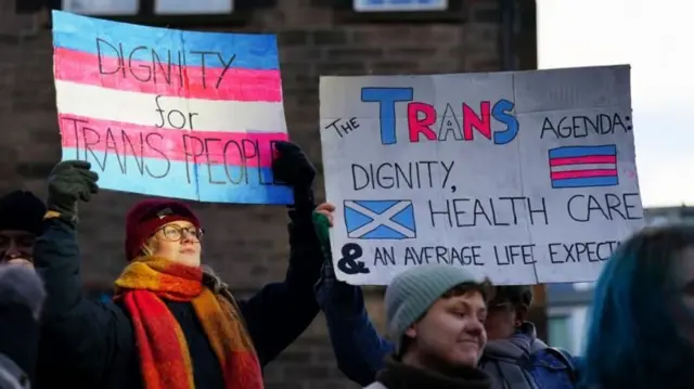 فعالان حقوق ال‌جی‌بی‌تی‌ از پیامدهای حکم دیوان عالی بریتانیا ابراز نگرانی کردند