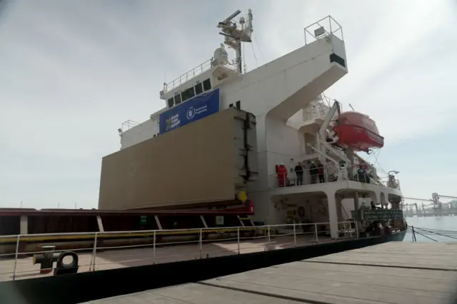 စားနပ်ရိက္ခာကို လက်နက်သဖွယ် အသုံးချနေတယ်လို့ ရုရှား အဝေဖန်ခံရ