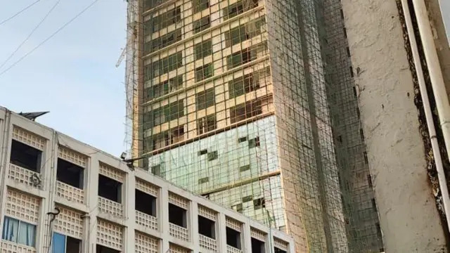 নতুন করা সরকারি ভবনেও হচ্ছে কাঁচের ব্যবহার