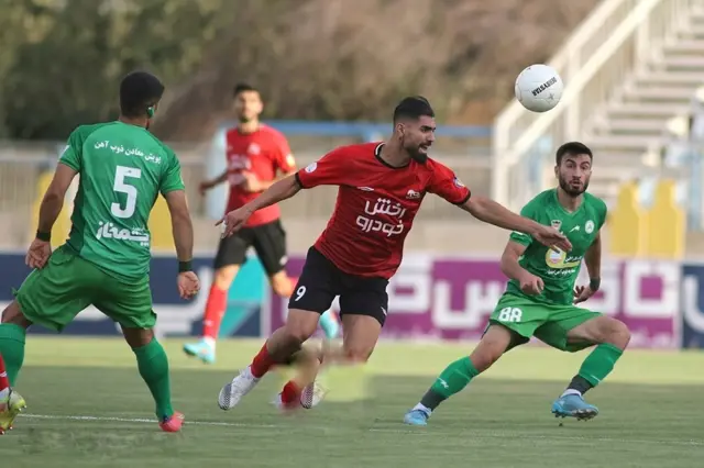 رضا اسدی بازیکن تراکتور