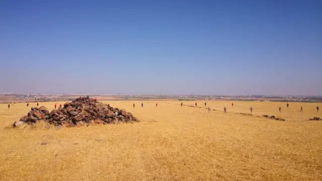 Çalışmalara AFAD'a akredite gönüllü kuruluşlar da katılıyor. 