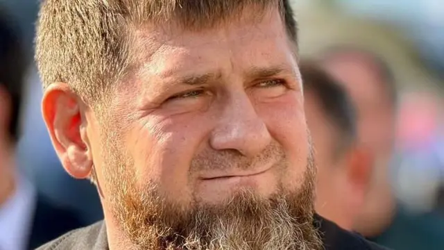 Yaxshi sifatli guruh porno tomosha