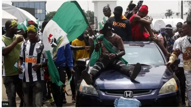 Ndị na-eme ngaghariiwe