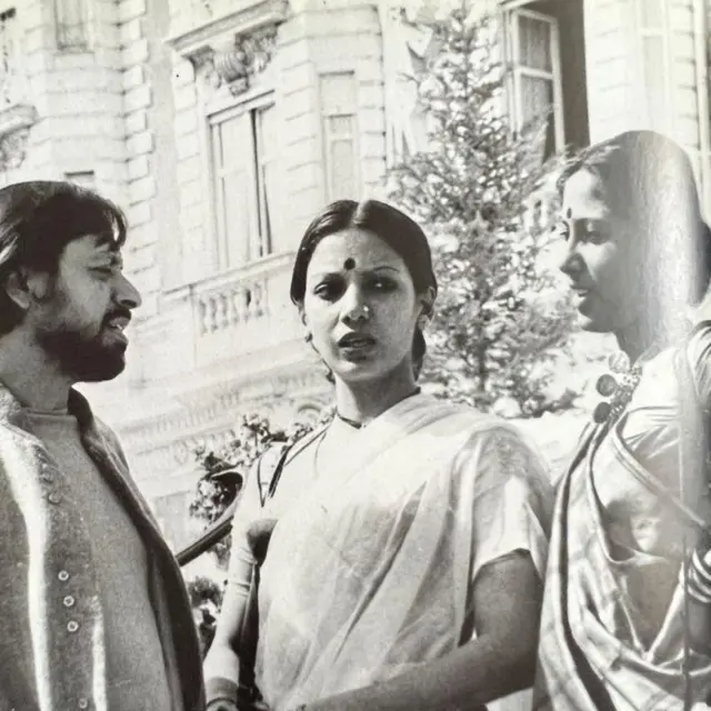 शबाना आझमी यांच्यासोबत स्मिता पाटील