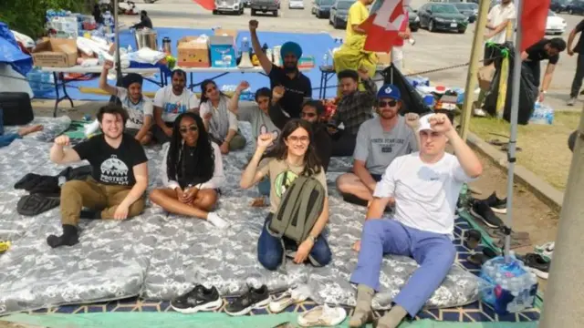 కెనడాలో భారతీయ విద్యార్థులు