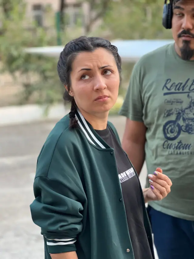 Гульнара на съемках, 2023 год