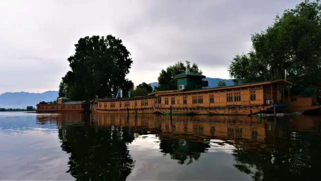 हाउसबोट