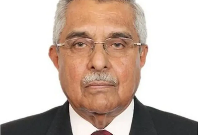 ستیش نامبیار