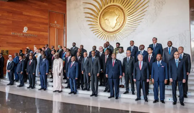 Siyaasiyiinta Afrika