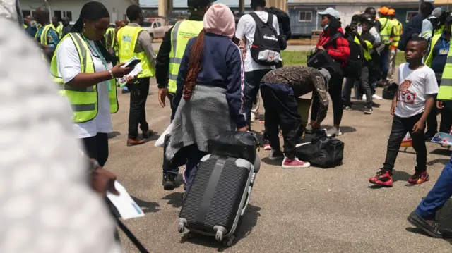 Nigerians arriving from South Africa