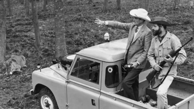 પ્રોજેક્ટ લાયન શું છે, સિંહો, સાસણ ગીર, ગીર સોમનાથ જૂનાગઢ, નરેન્દ્ર મોદી, વાઇલ્ડ લાઇફ બોર્ડ, પ્રોજેક્ટ સ્તરે કામ, બીબીસી ગુજરાતી, બીબીસી ન્યૂઝ ગુજરાતી 