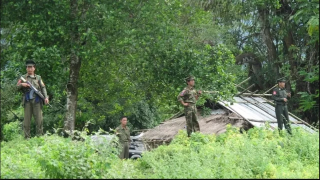 လိုင်ဇာဌာနချုပ်နဲ့ မိုင်အနည်းငယ်အကွယ် နမ့်ဆာယန် ဒေသမှာ တွေ့ရတဲ့ ကေအိုင်အေ စစ်သည်တွေ