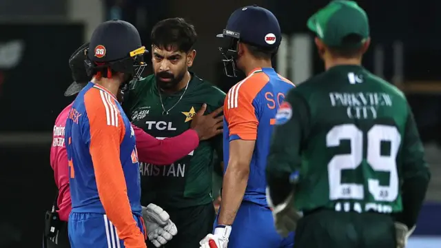 ভারত-পাকিস্তান ম্যাচ মানেই বাড়তি উত্তেজনা