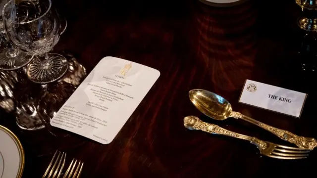 Tsarin teburin cin abinci a yayin walimar