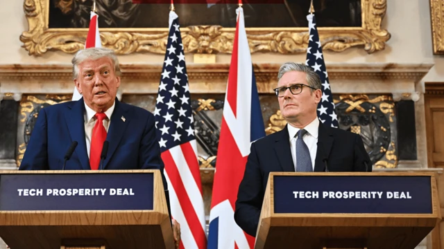 Donald Trump ve Keir Starmer