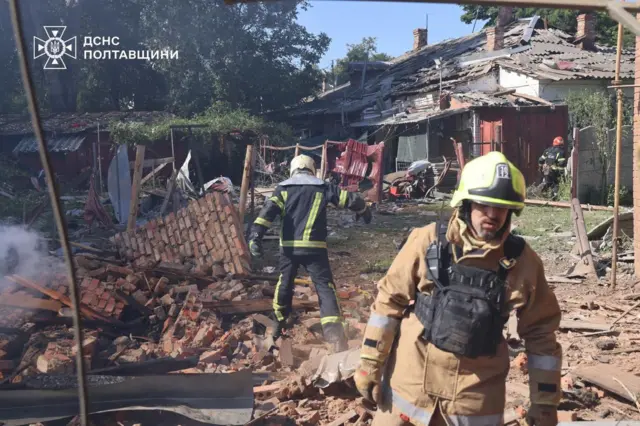Під час атаки постраждали житлові будиники