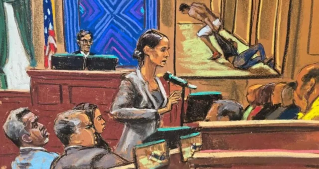 Обвинение в суде над Комбсом