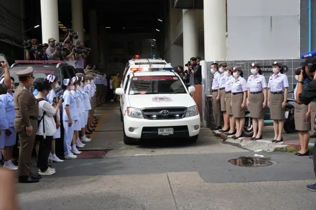 ส่งร่าง