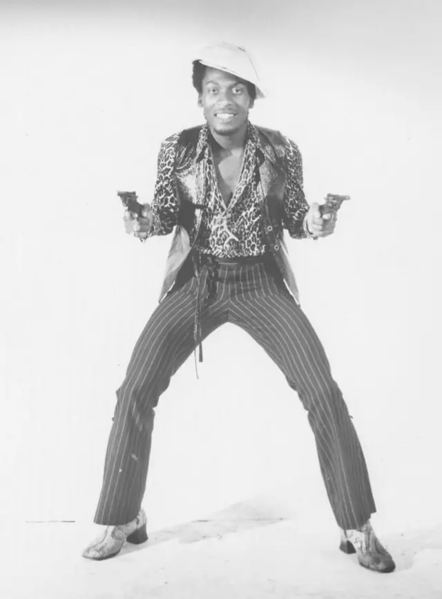 Jimmy Cliff no filme Balada Sangrenta