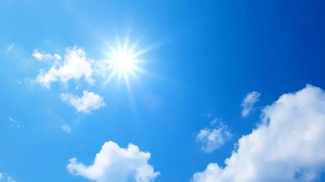 অতিরিক্ত রোদের কারণে শরীরে অতিবেগুনি রশ্মির নেতিবাচক প্রভাব সৃষ্টি হওয়ার সম্ভাবনা তৈরি হয়।