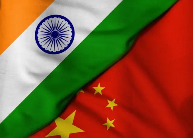 ভারত ও চীনের পতাকা