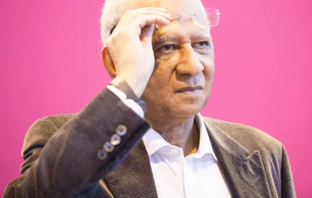 Henri Lopes a été auteur de plusieurs ouvrages littéraires à succès.