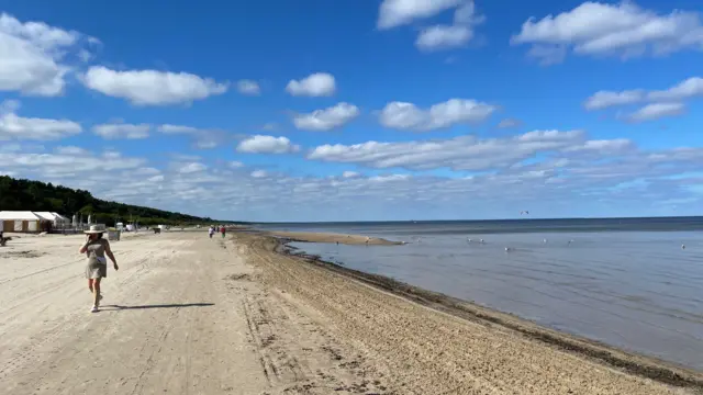 Obale Riškog zaliva u Jurmali početkom septembra 2025.