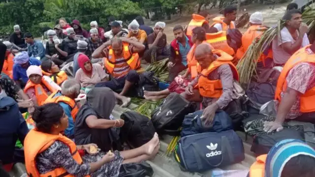 කලාඔය බස් අනතුරෙන් බේරුණු මගීන්