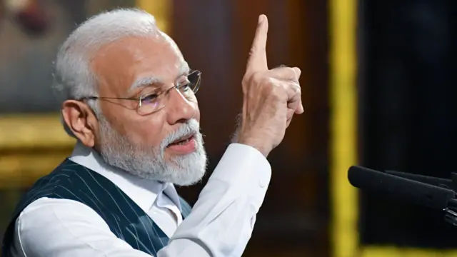 प्रधानमंत्री नरेंद्र मोदी