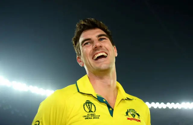 पॅट कमिन्स