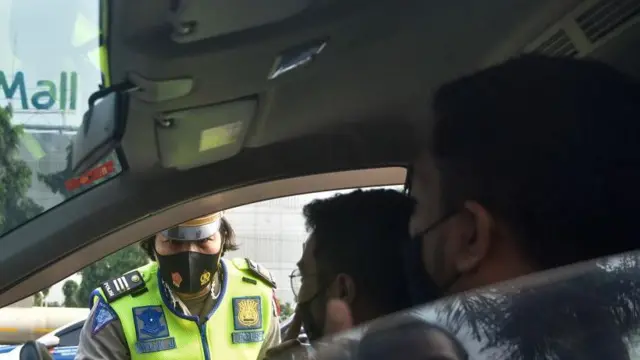 polisi, hukum