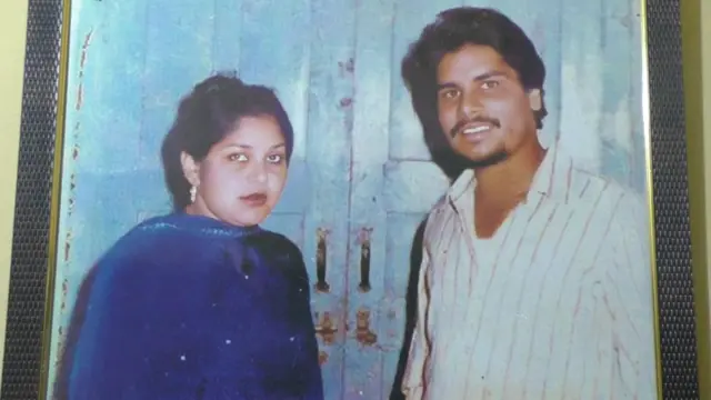 ਅਮਰਜੋਤ ਕੌਰ ਅਤੇ ਅਮਰ ਸਿੰਘ ਚਮਕੀਲਾ ਦੀ ਪੁਰਾਣੀ ਤਸਵੀਰ 