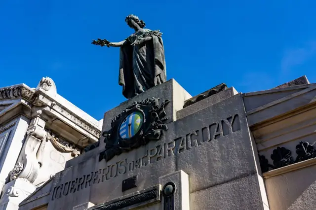 Estátua em Panteão