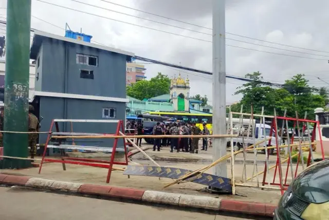 သမိုင်းလမ်ဆုံအနီးက ဘန်ကာတစ်ခု ၂၀၂၂ခုနှစ်က တိုက်ခိုက်ခံခဲ့ရစဥ်။