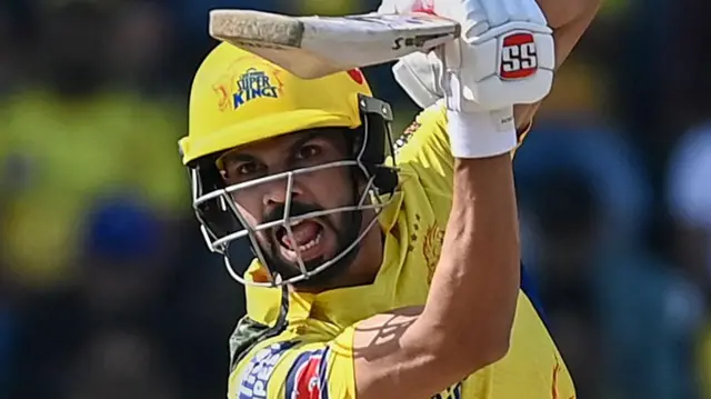 ப்ளே ஆஃப்பில் சென்னை சூப்பர் கிங்ஸ்