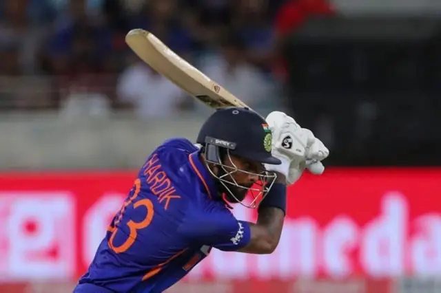 हार्दिक पांड्याने भारताला अविस्मरणीय विजय मिळवून दिला.
