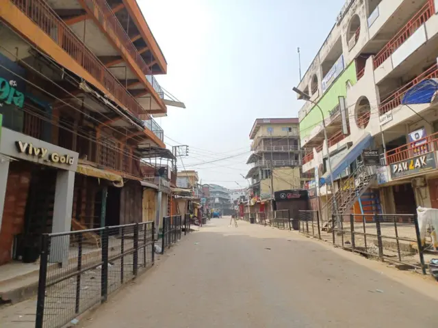 Ụlọahịa ndị gbachiri n'Ọnịcha Main Market