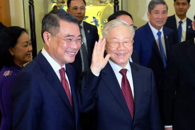 Ông Lê Minh Hưng và cố Tổng Bí thư Nguyễn Phú Trọng