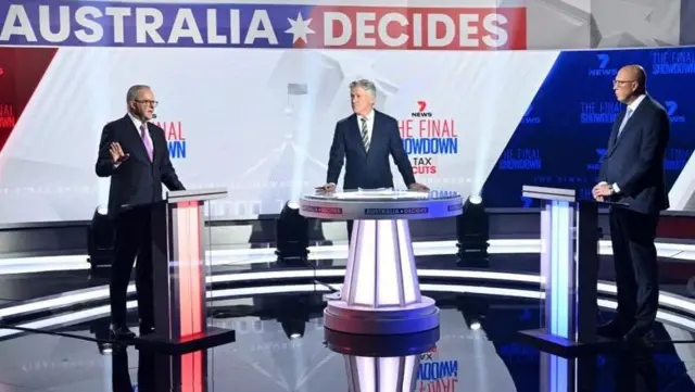 
اولین سوال حضار در مناظره اخیر بین آنتونی آلبانیز و پیتر داتون، رهبر مخالفان، درباره دونالد ترامپ بود
