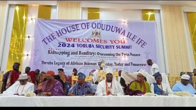 Awon oriade nibi ipade naa