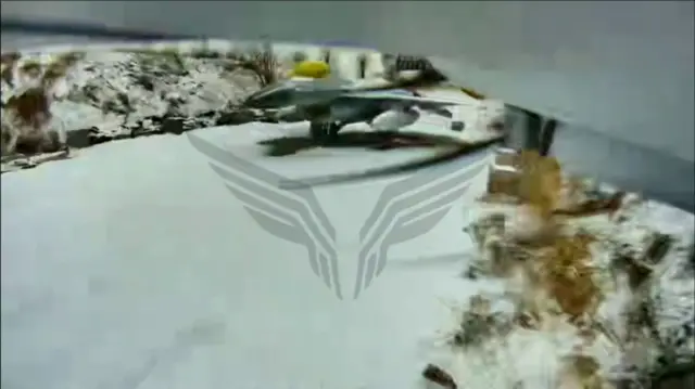 Изображение истребителя F-16 в объективе российского дрона, его атакующего