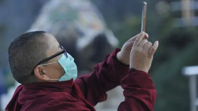 मोबाइल फोन